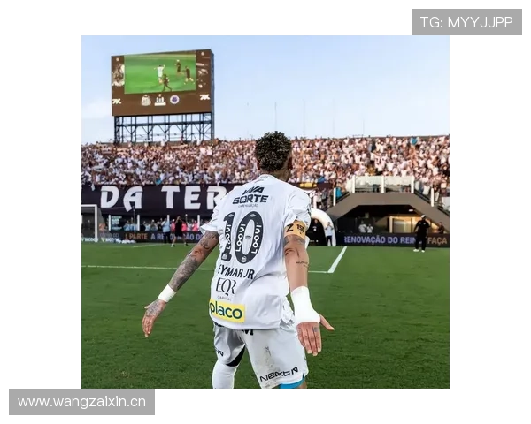 内马尔加盟巴萨决策解析：从核心到梅西战术拼图的转变